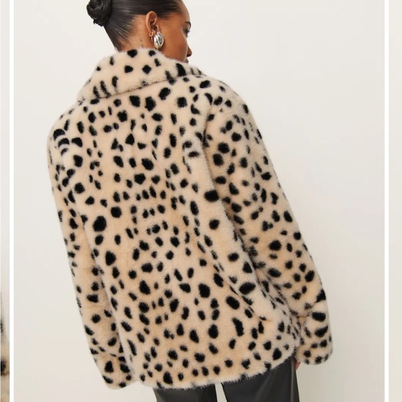 Reformation Fur Coat - Picture 3 of 6